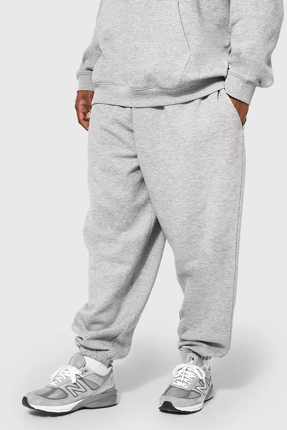 Basic loose best sale fit jogger